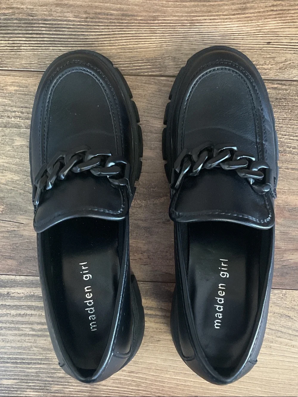 Madden Girl Hoxtonn Platform Chain-Trim Lug Sole Loafers